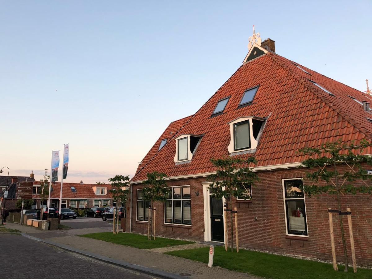 Hotel Workum Exteriör bild